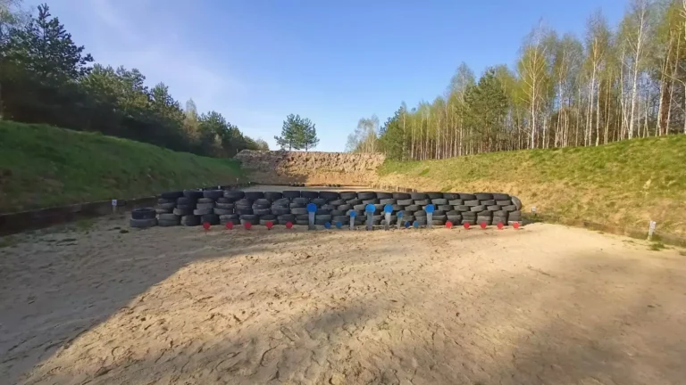 trzelnica Fundacji Wsparcia Reduta w Laskach koło Pionek